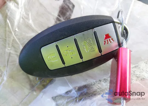 2015 Nissan Sentra Sr из США, поврежденный, VIN 3N1AB7AP7FY311722